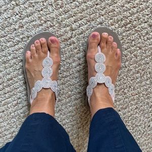 Skechers yoga mat flip flops